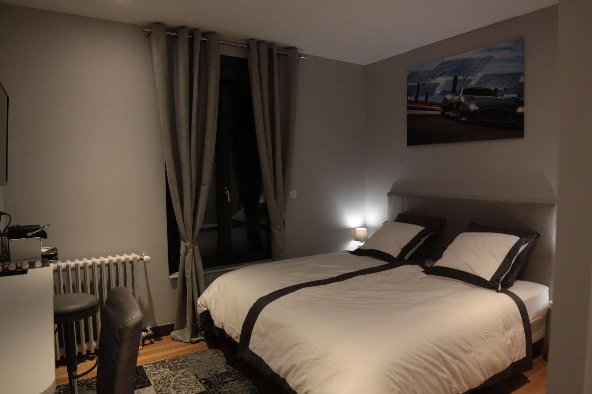 Le Paddock Bed & Breakfast เฟก็องป์ ภายนอก รูปภาพ