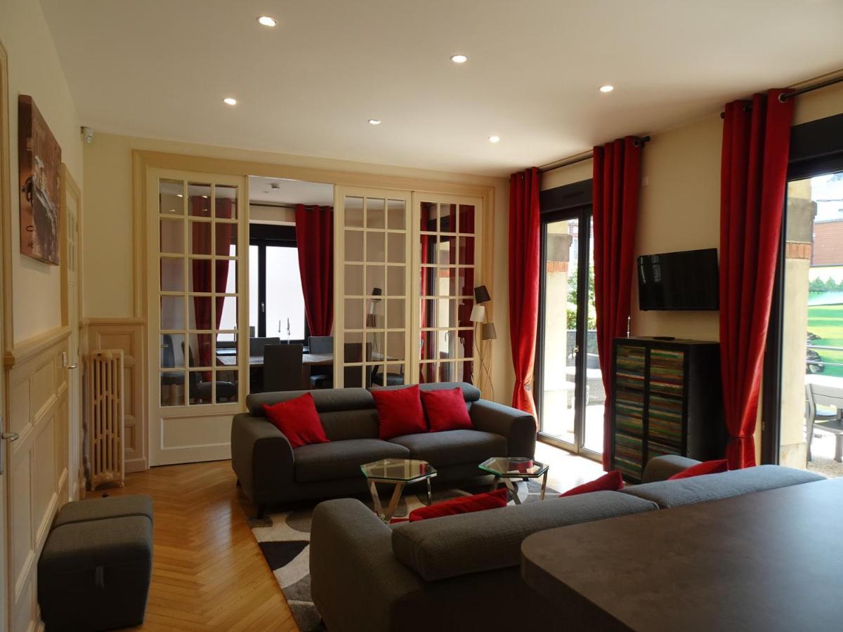 Le Paddock Bed & Breakfast เฟก็องป์ ภายนอก รูปภาพ